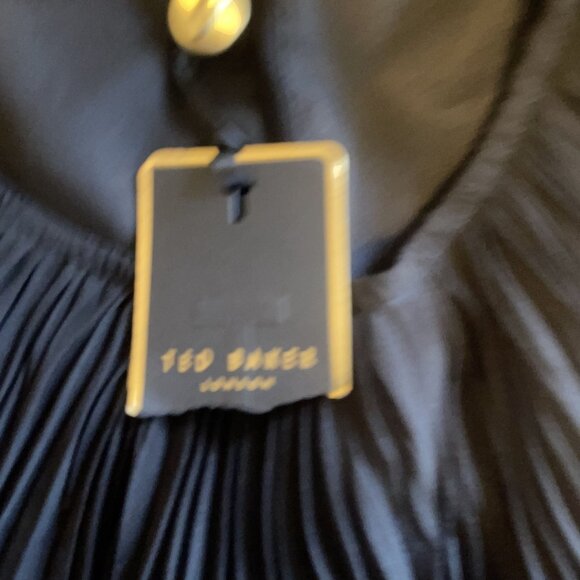 NWT Ted Baker Black Pleated Cap Sleeve Cocktail Dress With Back Zip Decor Size 4 - Picture 10 of 13